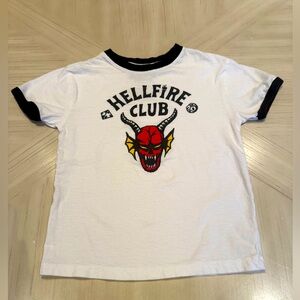 Stranger Things Hellfire Club Graphic Youth Short Sleeve Tee - Sz XS